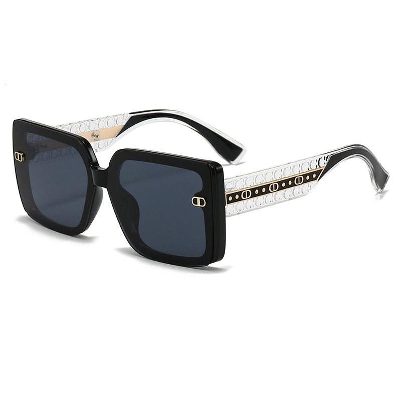 Photography Fashion - Retro Minimalist Large Frame Fashion Glasses