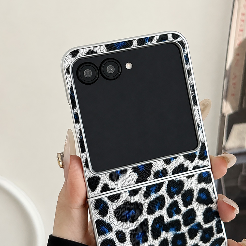 Leopard Print Folding Flip Pho - огляд і ціна Camera Wrist Strap