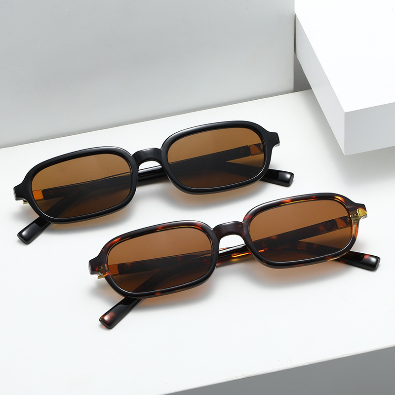 New Small Square Frame Sunglas - огляд і ціна Photography Fashion